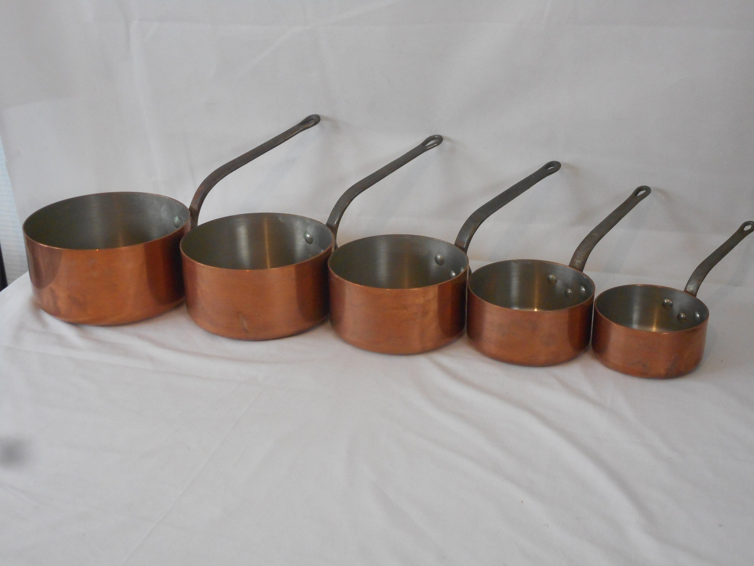 Ensemble de 5 Casseroles en Cuivre Vintage Français Lourdes avec Poignées Fer Cuisine/Ustensiles Cui