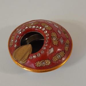 small vintage metal hand made table ashtray painted in enamel