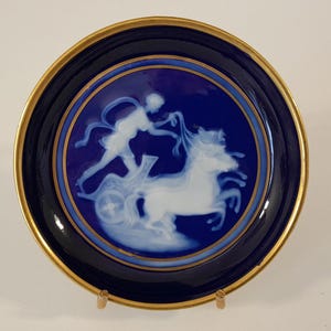 stunning Elegant vintage French Limoges porcelain miniature plate