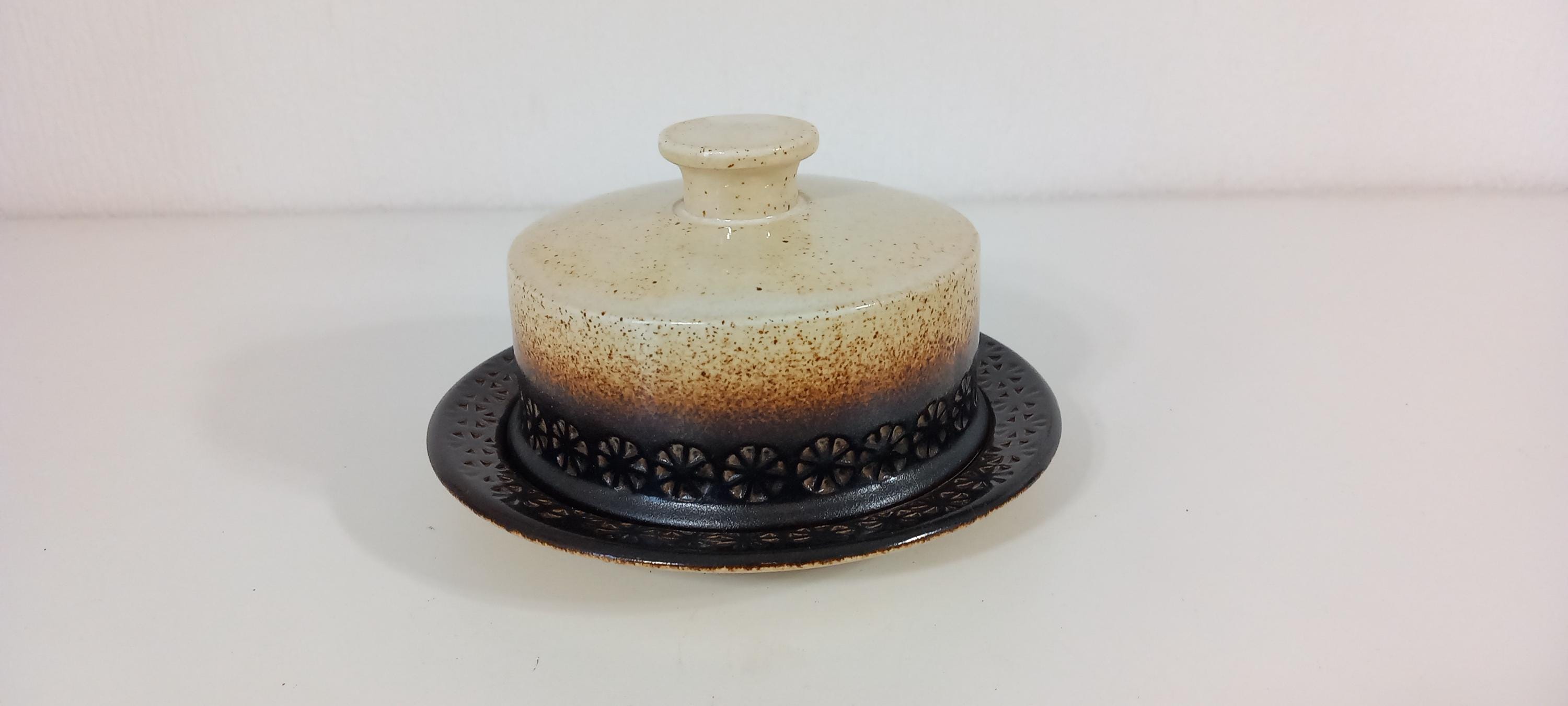 Vintage English Iden Pottery, Rye Sussex Lidded Ceramic
