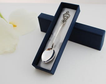 Silver spoon 925, personalized, vintage style handle, baby birth gift, christening keepsake, silver birth gift, mothers day gift