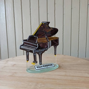 Handgefertigtes schwarzes Glasklavier, Musikgeschenk, Klaviergeschenk, Klaviergeschenk, personalisiertes Klavier