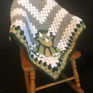 Handmade Triceratops Crochet Baby Blanket: Soft Acrylic Yarn