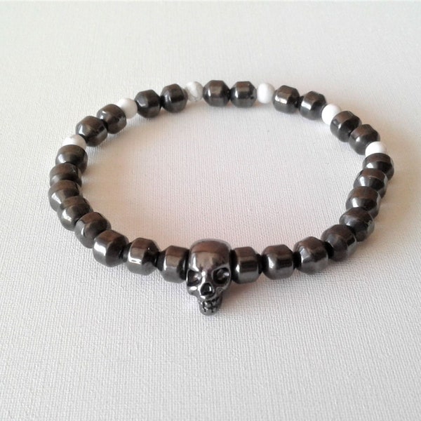 bracelet élastique hématite magnétique  howlite tête de mort longueur personnalisée - idée cadeau homme