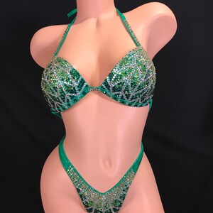 Anpassad Swarovski-bladmönsterfigur eller kroppsdräkt