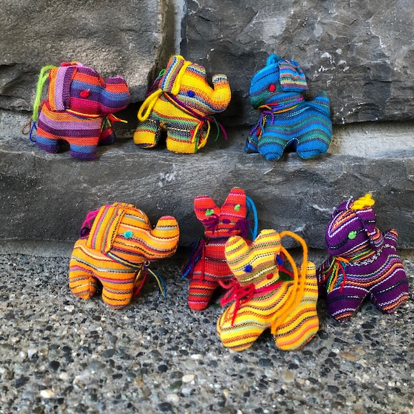 Mexican ornament, Animal ornament,Adorno de pino de animalitos, colorful ornament, decoracion navideña, christmas ornament, elephant