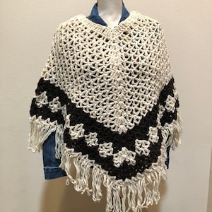 Mexican poncho,Mañanita de lana,Handmade poncho,Crochet poncho,Wool poncho,Mothers day gift, Poncho de lana, Artesania mexicana