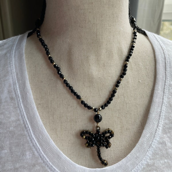 Mexican jewelry necklace, joyería mexicana, joyería artesanal, boho necklace, black necklace, dragonfly necklace
