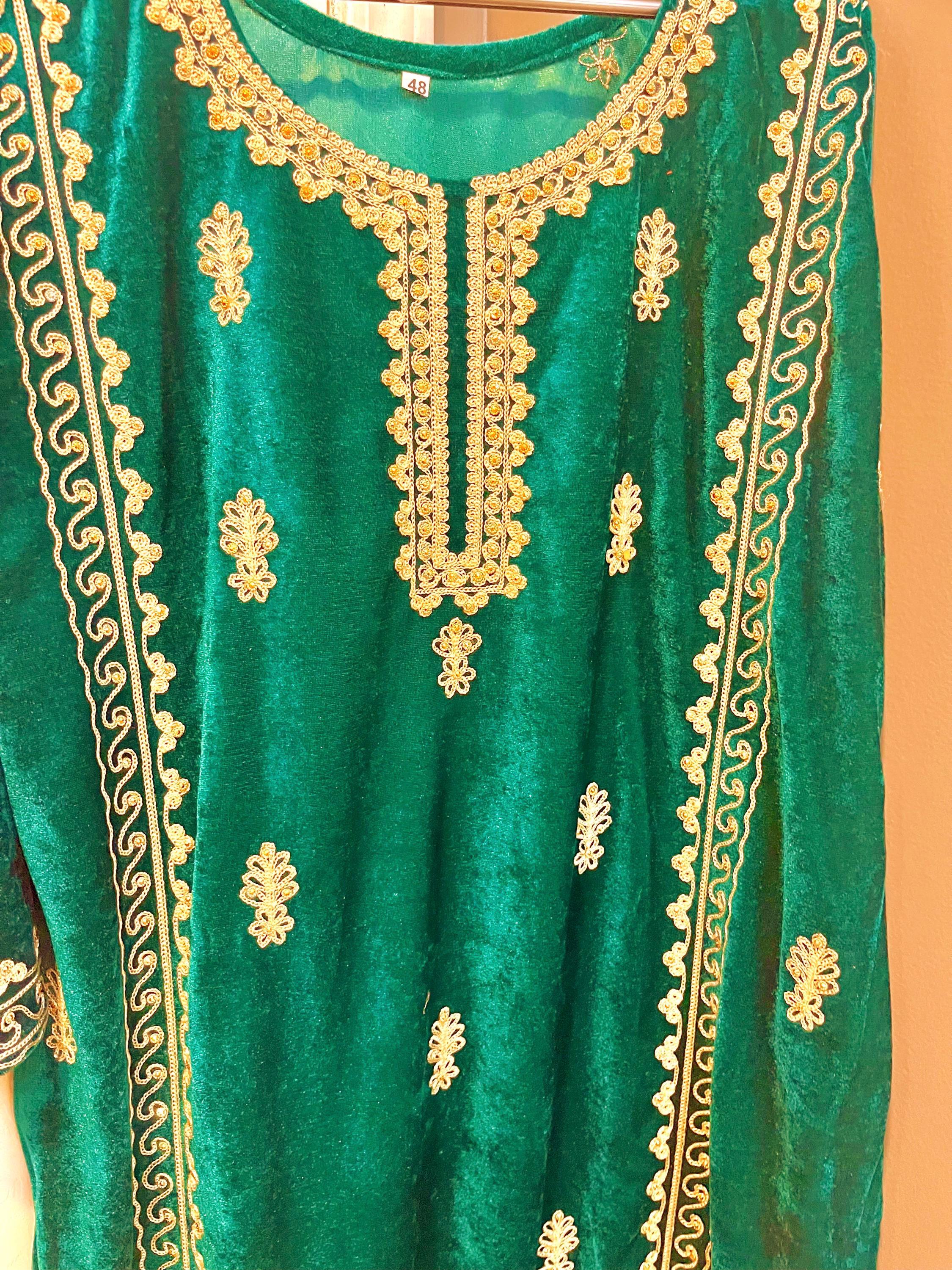 green emerald velvet dress Party Wear Pakistani Unstitched Velvet Suit Dress Material with Embroi –  Stilento main image 0
