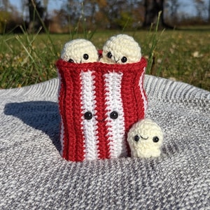 Popcorn bag with popcorn stuffies