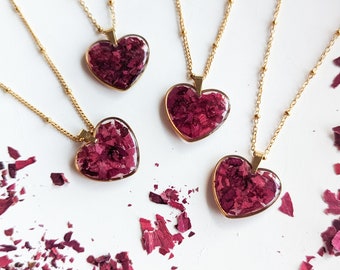 Rose Petal Crushed Heart Necklace - 18k Gold Plated Stainless Steel - satellite chain - Valentine's - Real Rose Petals