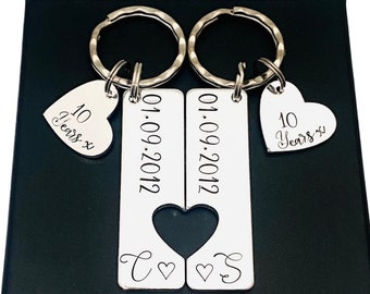 10 Year Tin Wedding Anniversary Keyring, Personalised Special Date Gift, Husband Wife Matching Keychains, Engagement Gifts For Couples