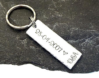 Special Date Keyring, Valentines Present For Boyfriend, Anniversary Key ring For Couple, Initial Keychain For Girlfriend,  Husband Wife Gift