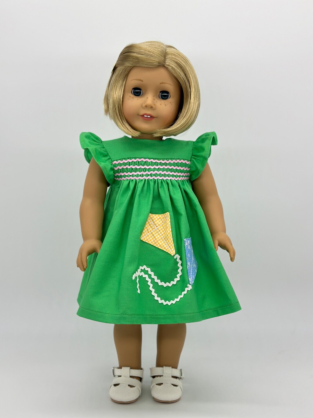 Vintage Style Play Dress in Green With Faux Rick Rack Smocking, Kite Appliqué for 18 Dolls Like
