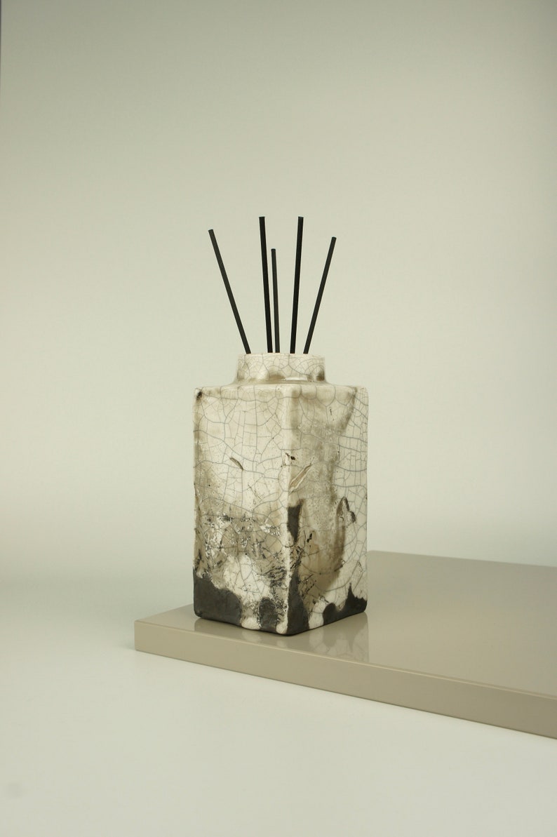 Handmade Ceramic Reed Diffuser for Connoisseurs of Unique Fragrances ...