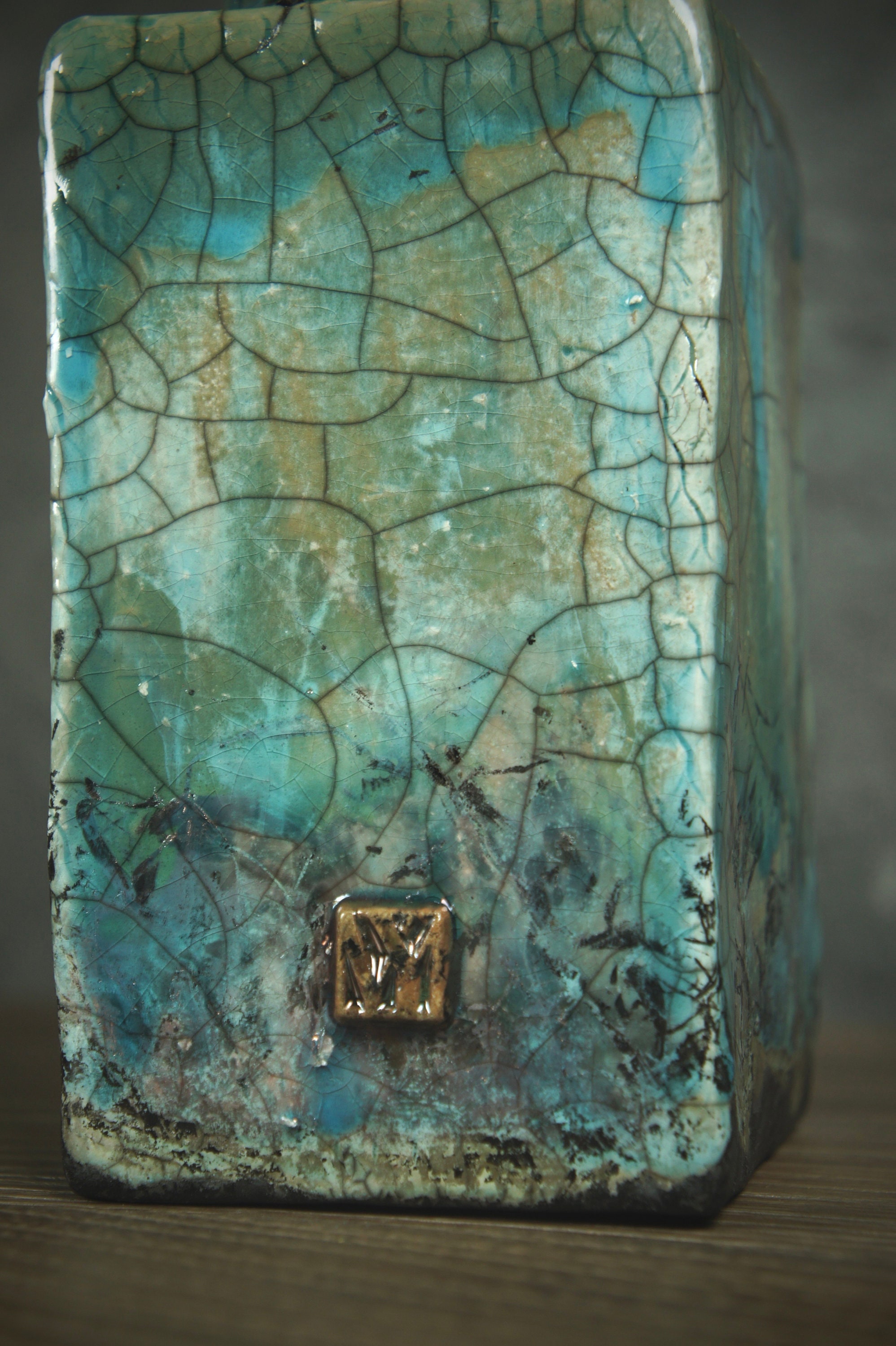 Handmade Ceramic Reed Diffuser for Connoisseurs of Unique Fragrances ...