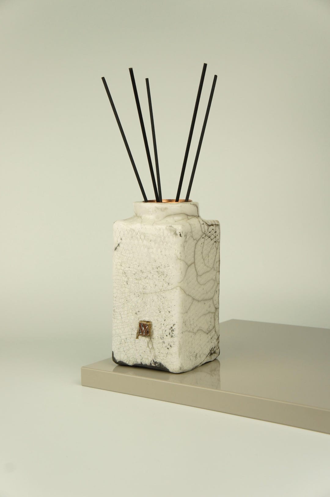 Handmade and Unique Ceramic Reed Aroma Diffuser for Home Fragrances ...