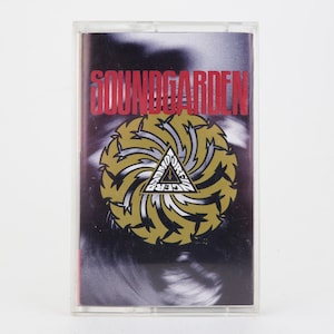 【新発売】今週の市販 Badmotorfinger by grunge magnetofonowa Kaseta Soundgarden その他
