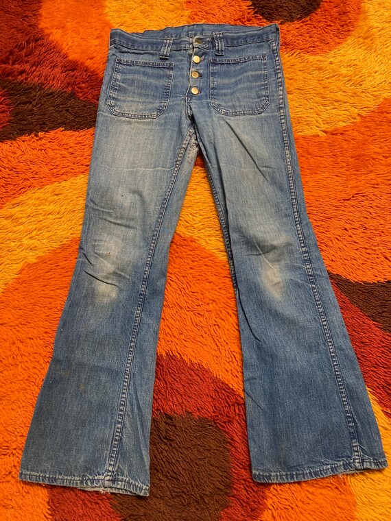 Lee vintage 30x26.5 hippie 70s bell bottom distres