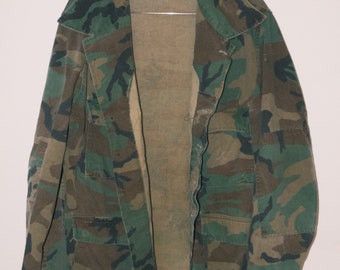 Vintage military camo jacket retro army surplus workwear