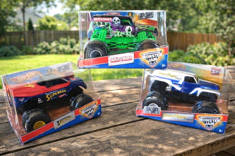 All 3 Hot Wheels Monster Jam Trucks 1:24 NIP/NOS / Grave Digger & Superman / Fast Safe Free Shipping image 1