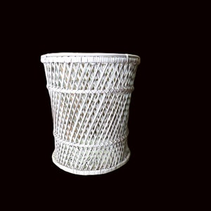 60s Wicker Trash Can / Bedroom Bathroom / Fast Safe Free Shipping