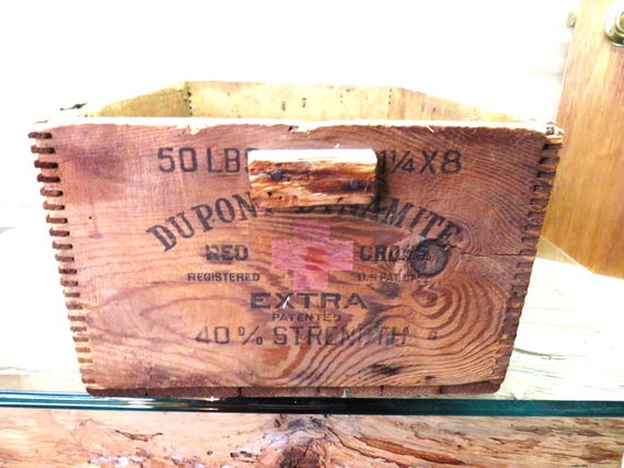 ヴィンテージ DuPont 爆薬用 木箱 EXTRA DYNAMITE 蚤の市 Vintage Dynamite Box: Original Dupont Wooden Crate, Pre-1950s