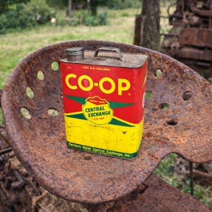2 Gallon Vintage Oil Can - Etsy