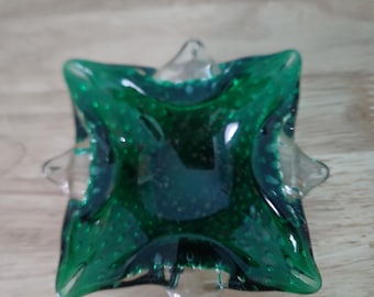 Small Hand Blown Italian Murano Green Glass 8 Point Ashtray/Trinket Bowl