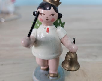 Erzgebirge Angel with Crown Playing a Bell