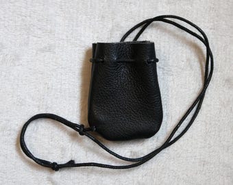 Pochette pour dés en cuir faite main - Petite pochette Renaissance pour le cou