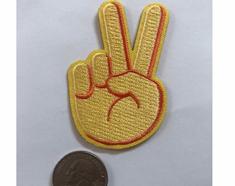 USA PEACE SIGN iron-on ANTI-WAR PATCH EMBLEM LARGE embroidered V VICTORY AMERICA