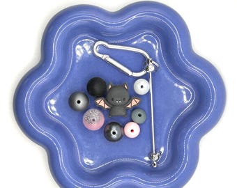 DIY 3D spooky sweet bat keychain kit