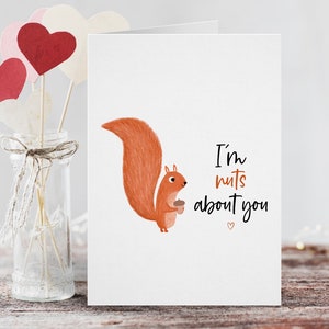 Sono pazzo di te, scoiattolo, simpatico biglietto d'anniversario, compleanno di giugno, regalo per lui, per lei, per marito e per fidanzata, illustrato