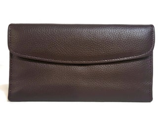 Brown Cowhide Leather Wallet for Women Zippered Card Holder Minimalist Design