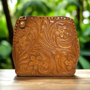 Sac en cuir pour femme Sac en cuir repoussé à la main pour cow-girl bohème vintage en cuir repoussé à la main, cadeau pour elle, sac bohème western