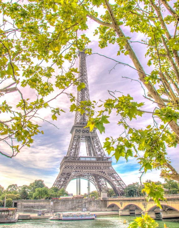 Schöner Keramik Anhänger mit dem Eiffelturm; Paris, Frankreich