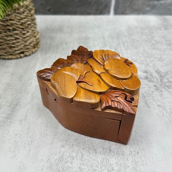 Vintage Wooden Trinket Box; Tropical Floral Carved Wood Jewellery Puzzle Box in Four Pieces; Fits Together Like a Puzzle; Tropical Wood Box