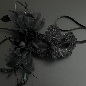 Black Floral Masquerade Mask: Women's Party Mask