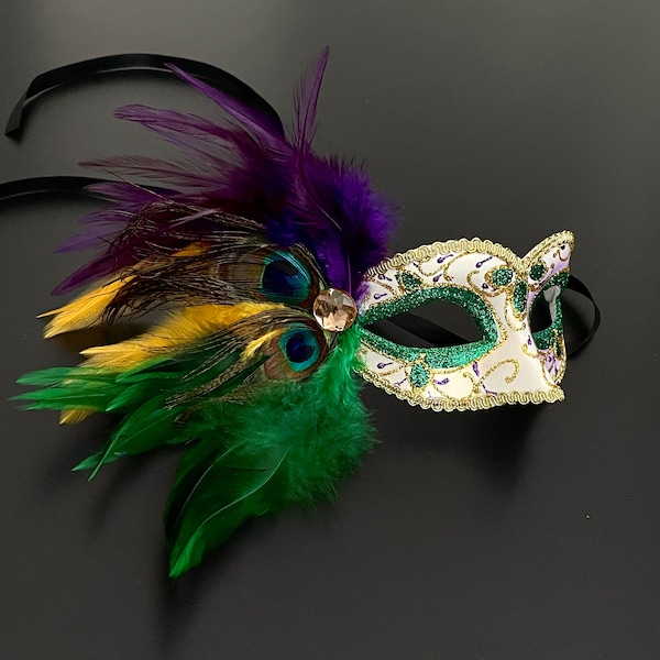 Mardi Gras Feather Masquerade Mask: Peacock Party Mask