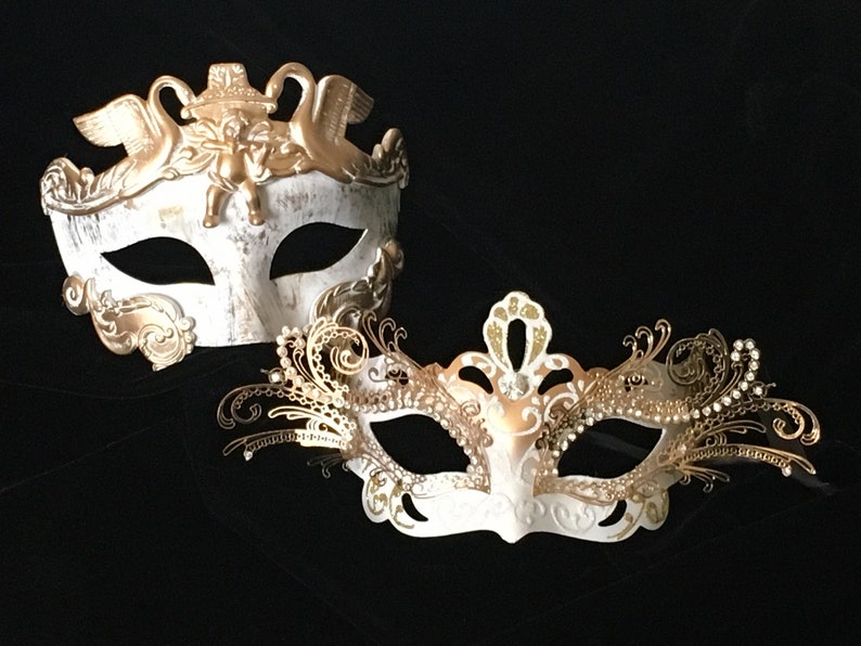 White Gold Masquerade Mask Luxury Venetian Mask Wedding Etsy