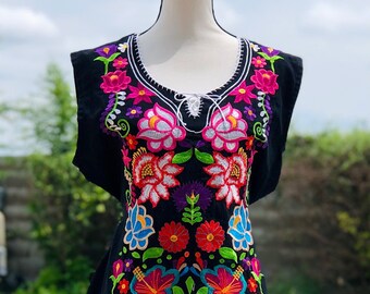 Large Sleeveless Mexican Floral Kimono Dress/Floral Embroidered Dress