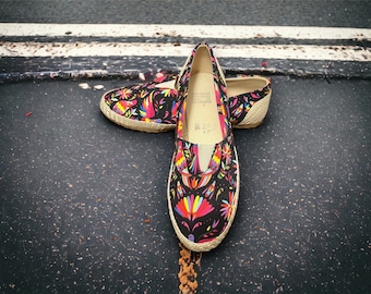 Otomi Summer/Spring Flats/Black Otomi Style Shoes/Walking Otomi Slip-Ons/Gifts For Her/Gifts For All/Travel Shoes