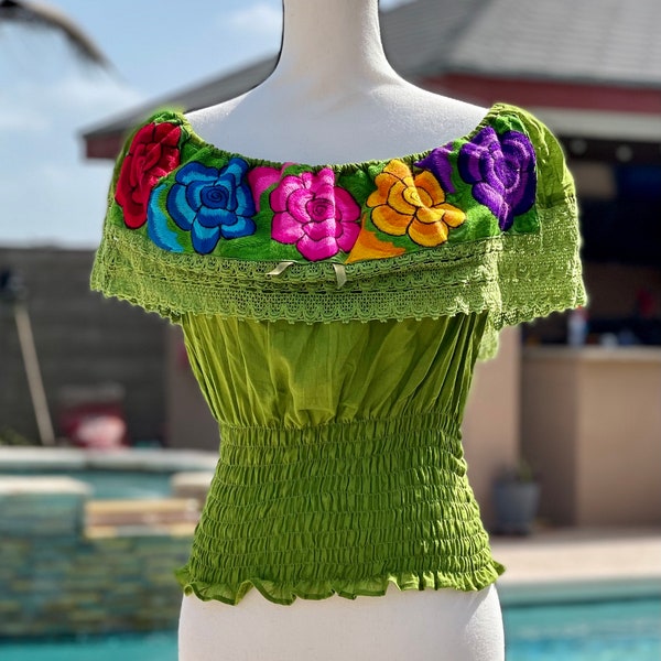 Sm/Medium  Beautiful Floral Embroidered Mexican Crop Top/Crop Top Campesino/Off The Shoulder Crop Top Blouse