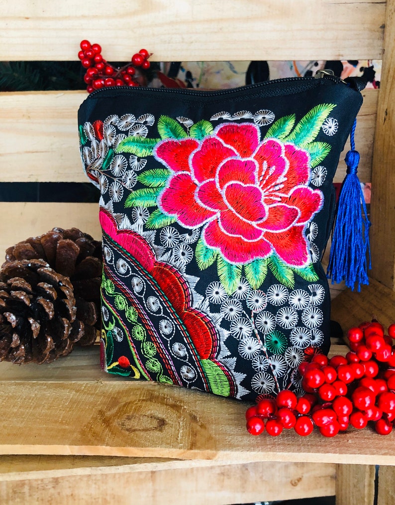 NEW Mexican Black Embroidery Artesanal Handmade Crossbody Bag