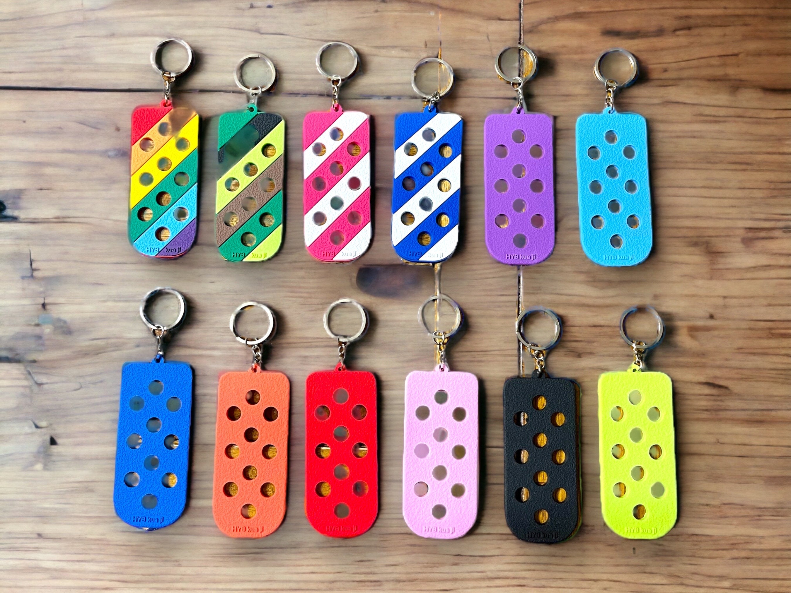 1pcs Keychain with Holes DIY Key Chain for Croc Charms Croc Jeans Storage  Key Board Soft Key Ring fit Clog Pins