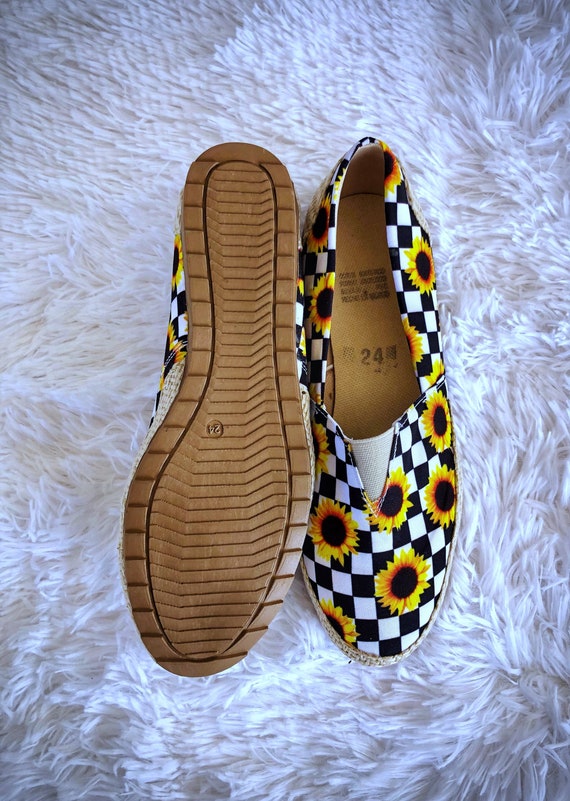 Checkered Pattern Flats w/Sunflowers, Sunflower F… - image 2