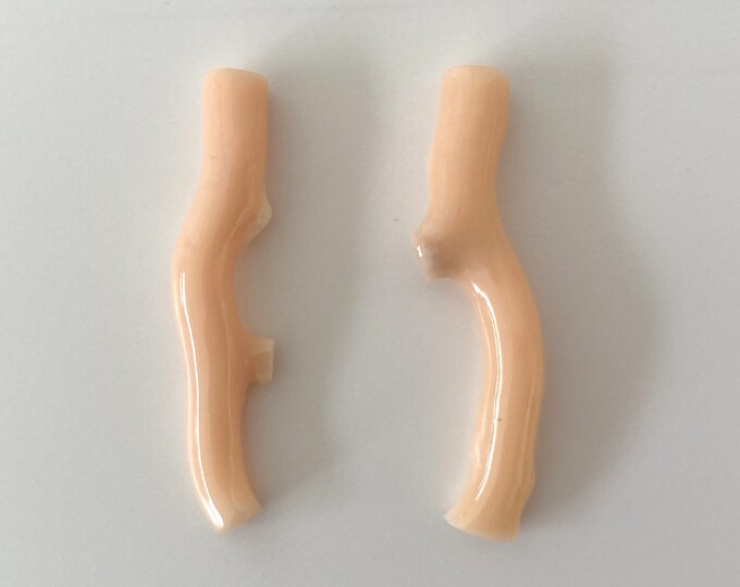 Specialized in coral and coral designed accessories. von CoralJapan