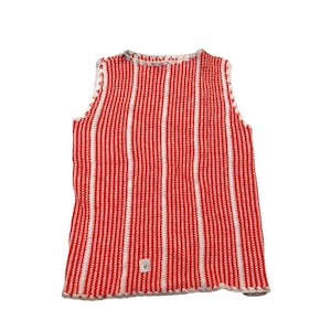 Vintage 1940s-1950s Red White Stripe Sleeveless Knit Crewneck Sweater Top Vest