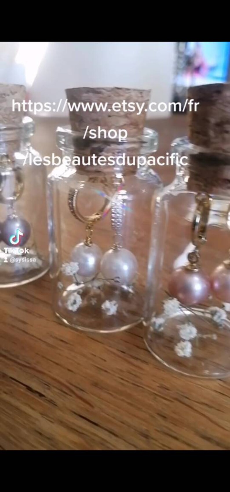 Gold-plated Creole earrings and white Edile cultured pearls